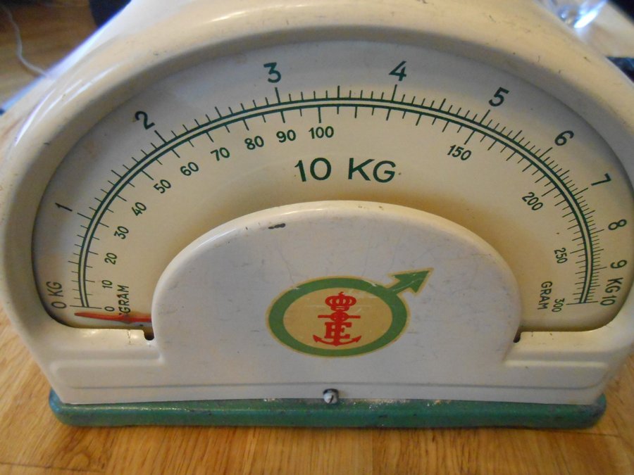 Retro 50-tal: Hushållsvåg från Kockums, 10 kg.