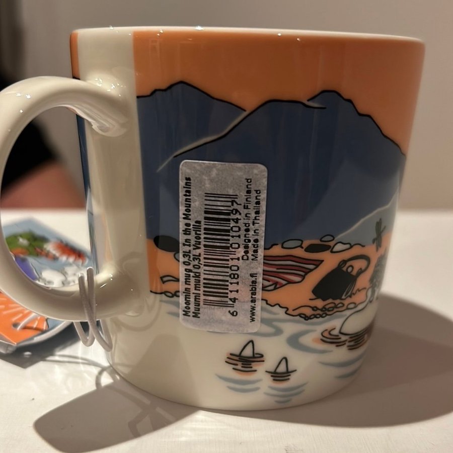 Moomin mugg "In the Mountains" bland bergen muminmugg