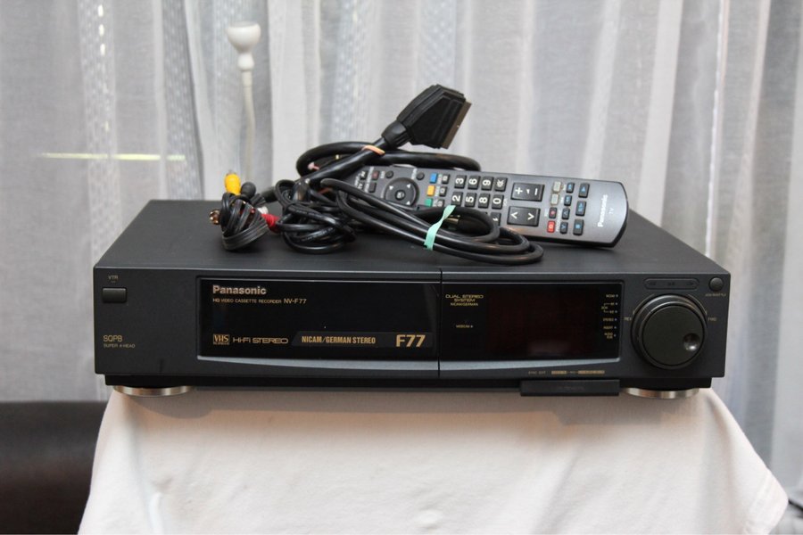 Panasonic Recorder Hi-Fi Stereo 4 Head VHS-videobandspelare