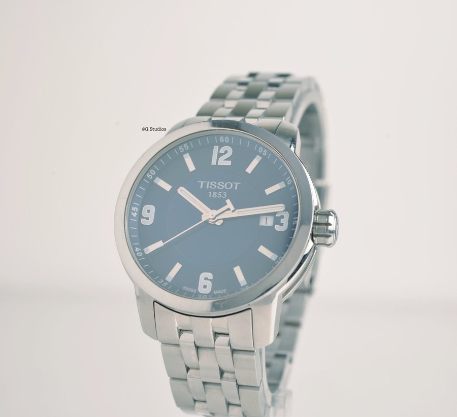 Tissot PRC 200 / ETA 805.112 - Modernt Kvarts ur med safirglas i Toppskick.