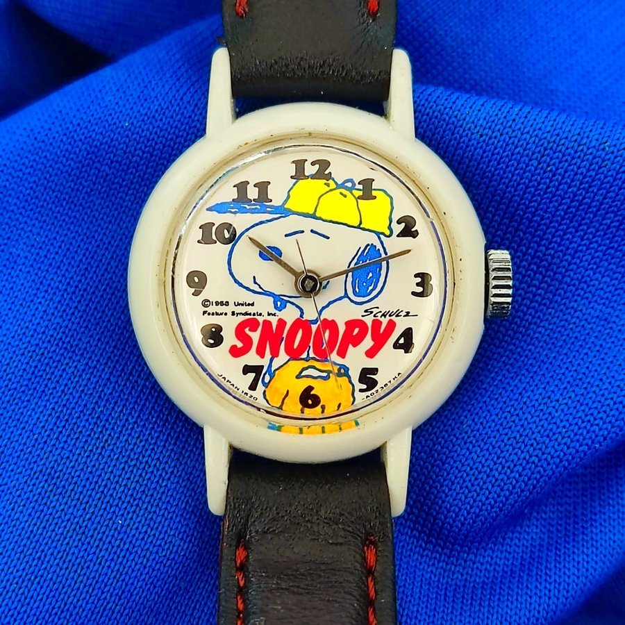 Snoopy vintage hand wind 1958 JDM