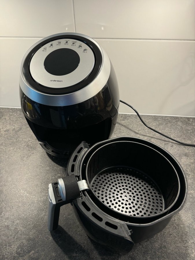 Airfryer ifrån ”Andersson” i fint skick 1500w