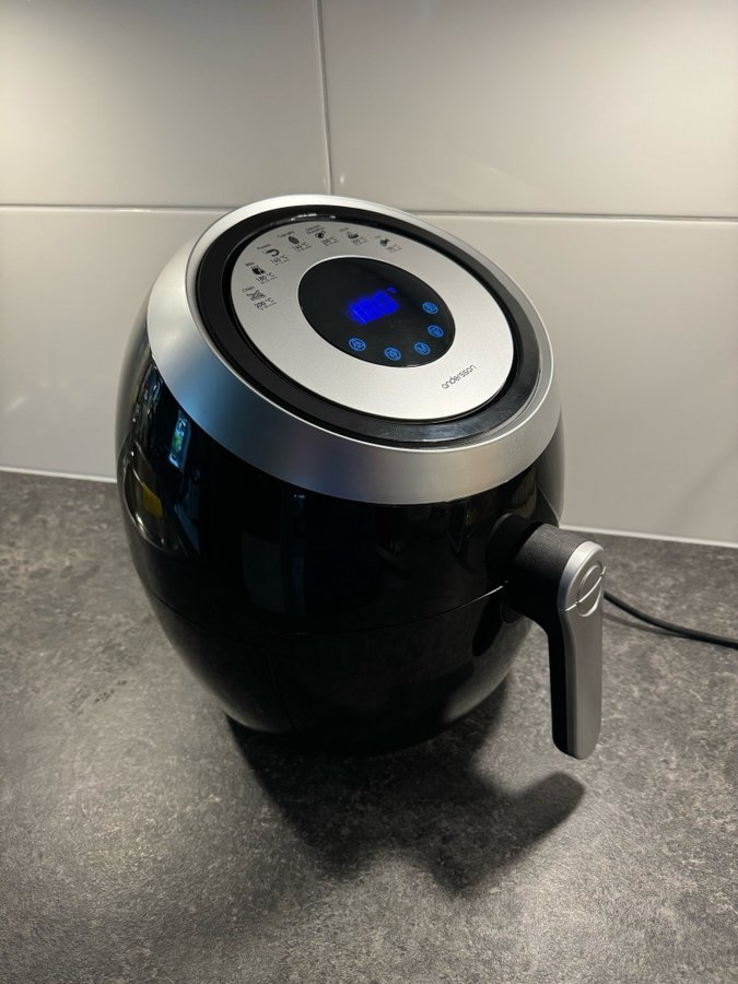 Airfryer ifrån ”Andersson” i fint skick 1500w