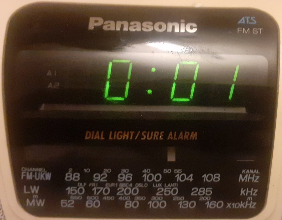 Vintage design retro Panasonic RC-X230 FM MW LW Stereo digital Clock alarm Radio