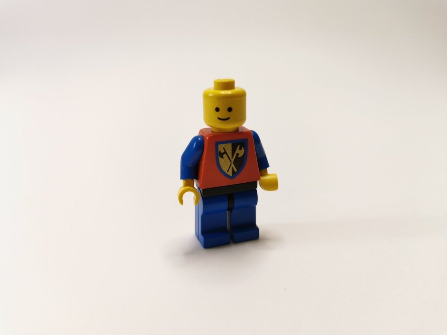 Lego - minifigur - castle - crusader axe - yxor - röd/svart