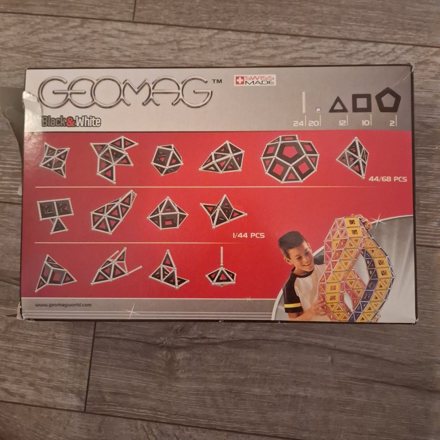 Geomag Black  White 68 delar