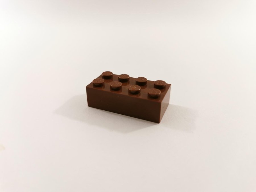 Lego - brick - bas - hög - 2x4 - part 3001 - brun (reddish)