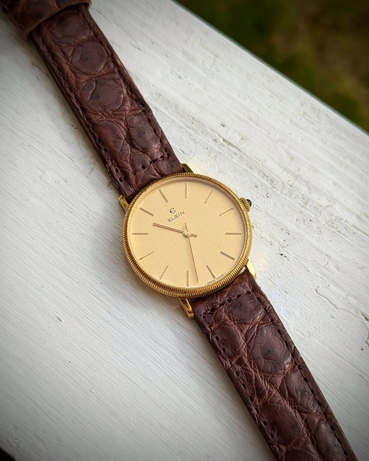 Elgin guldpläterad klocka 7040-007