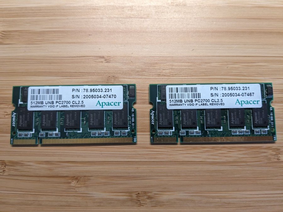 2x RAM 512MB DDR 333MHz SODIMM