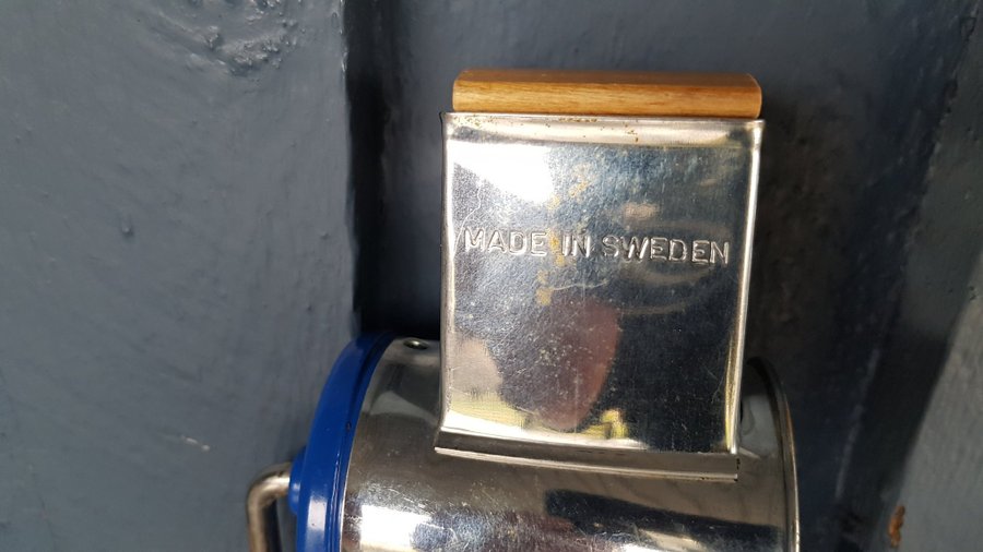 Mandelkvarn Blå Made In Sweden