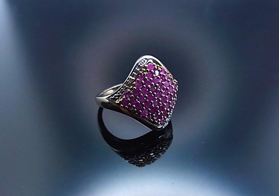 DESIGNER RUBY COCTAIL RING / DESIGNER RUBIN COCTAIL-RING