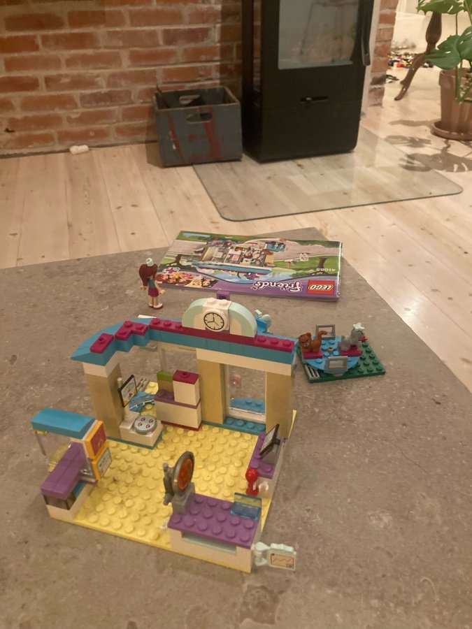 Lego Friends Djurklinik 41085