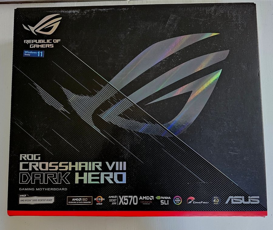 ASUS ROG Crosshair VIII Dark Hero X570