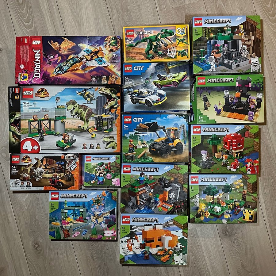 Lego-kartongpaket - 15 tomma kartonger med bla Minecraft, Jurassic World mm