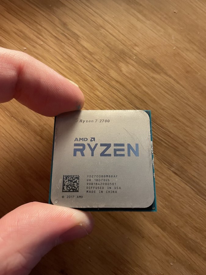 AMD Ryzen 7 2700 CPU