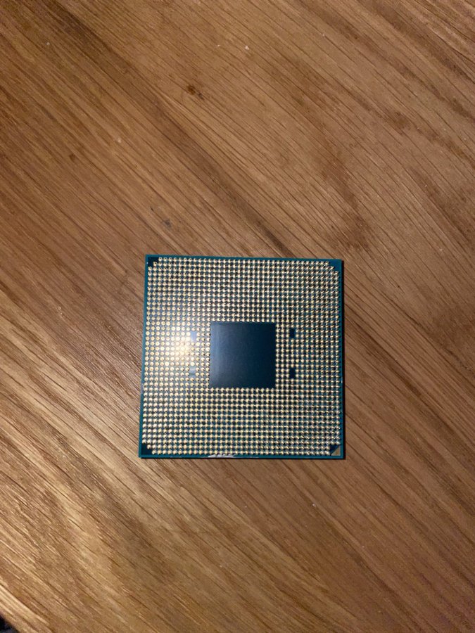 AMD Ryzen 7 2700 CPU