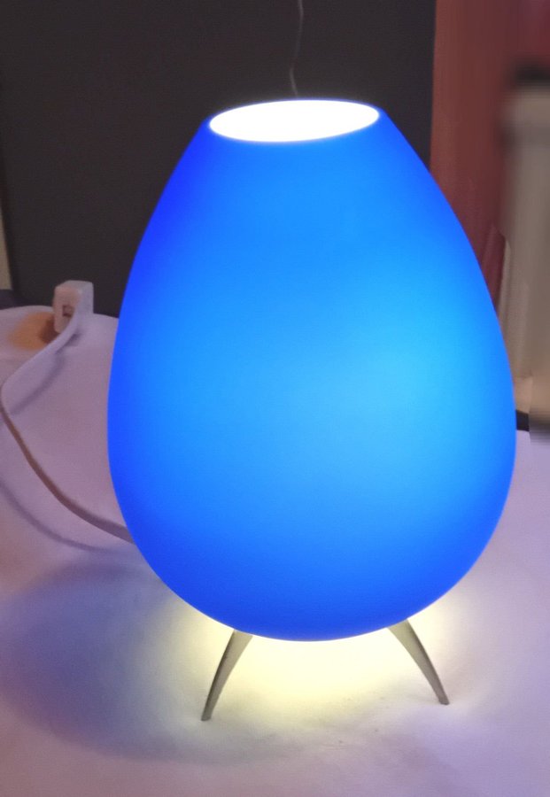 Läcker bordslampa i glas