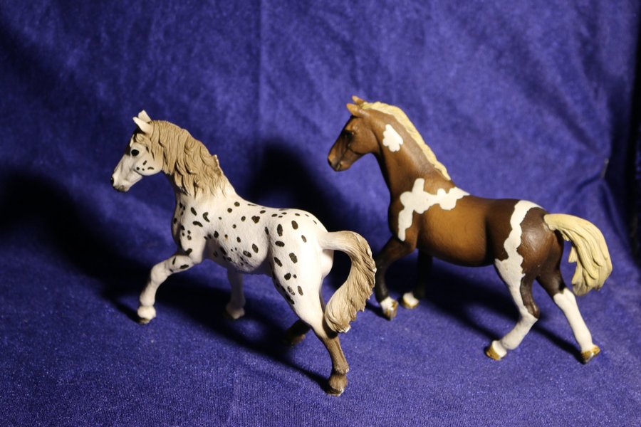 2 st hästar från Schleich