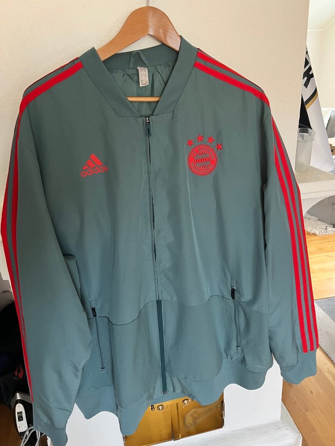 Bayern Munich Adidas Originals vintage presentation jacket - 2XL size - Used