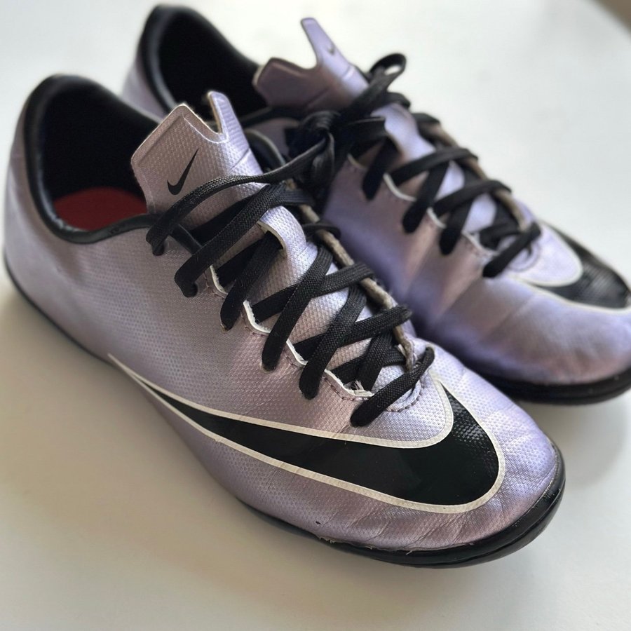 Nike Mercurial barn fotbollsskor lila storlek 32