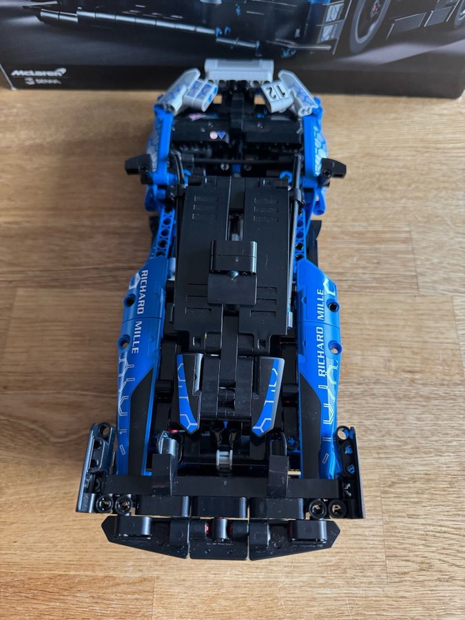 Lego Technic 42123 McLaren Senna GTR