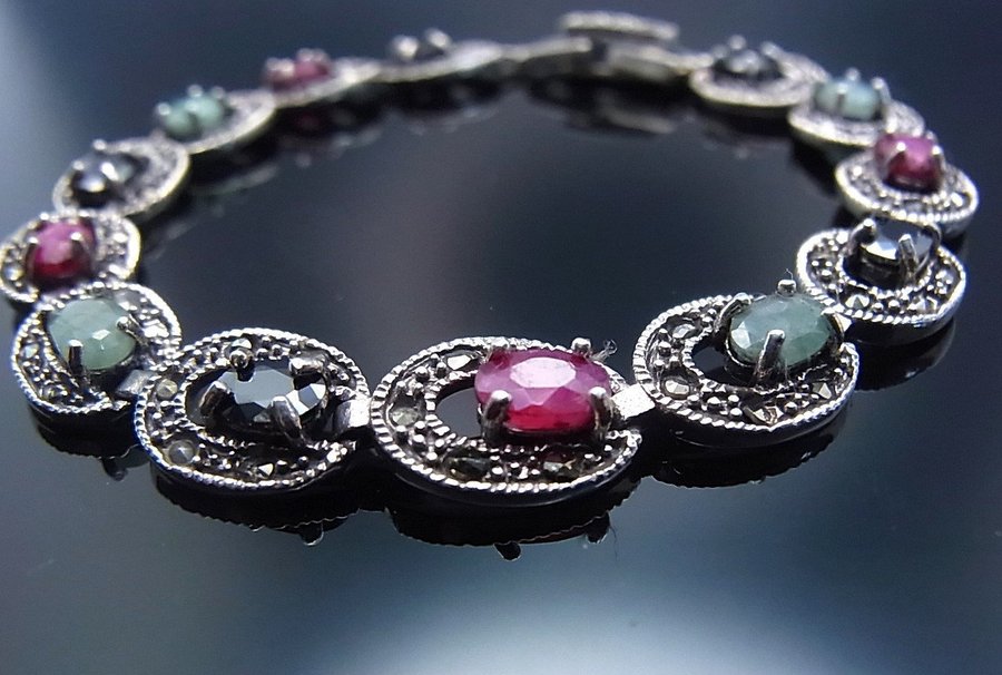 ARMBAND EMERALD - RUBY - SAFIR MED MARCASITES