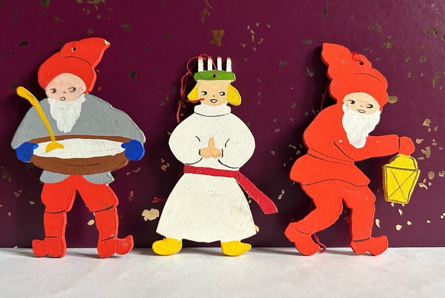 Vackra handmålade träfigurer julpynt retro