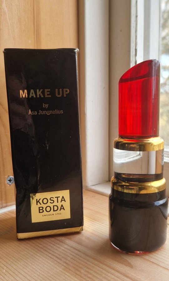 Kosta Boda Make Up Lipstick Raspberry Åsa Jungnelius