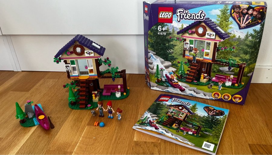 Lego Friends 41679 - Trädkojan