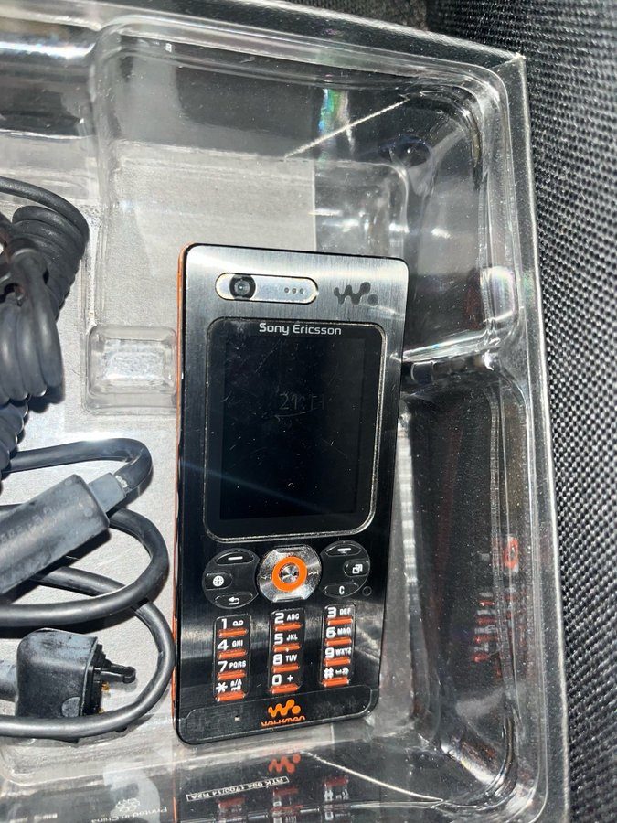 Sony Ericsson W880i i bra skick