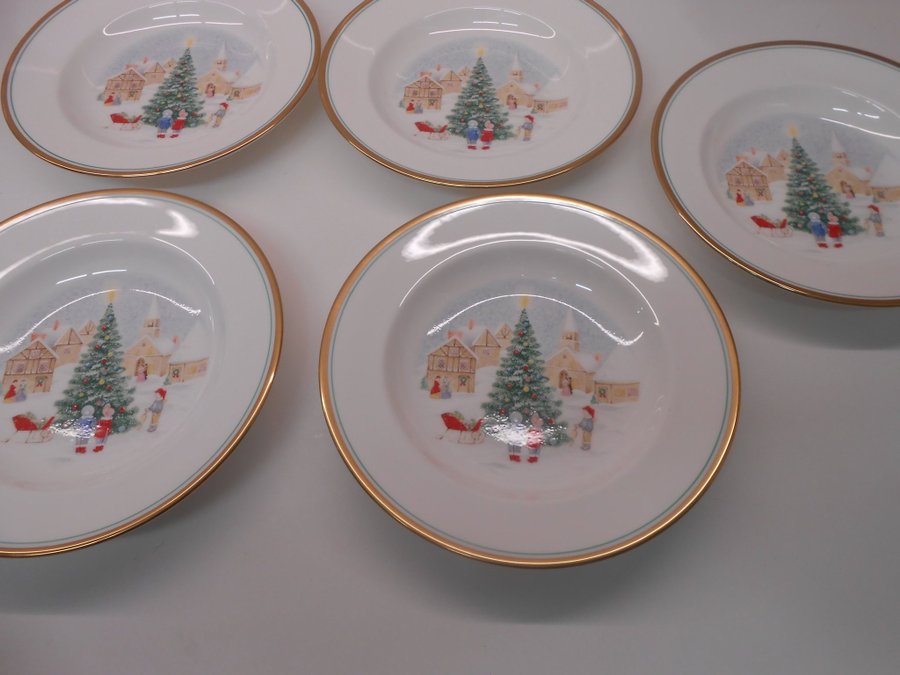 NYA/5 djupa tallrikar MIKASA i porslin Bone China/JAPAN/Merry Christmas