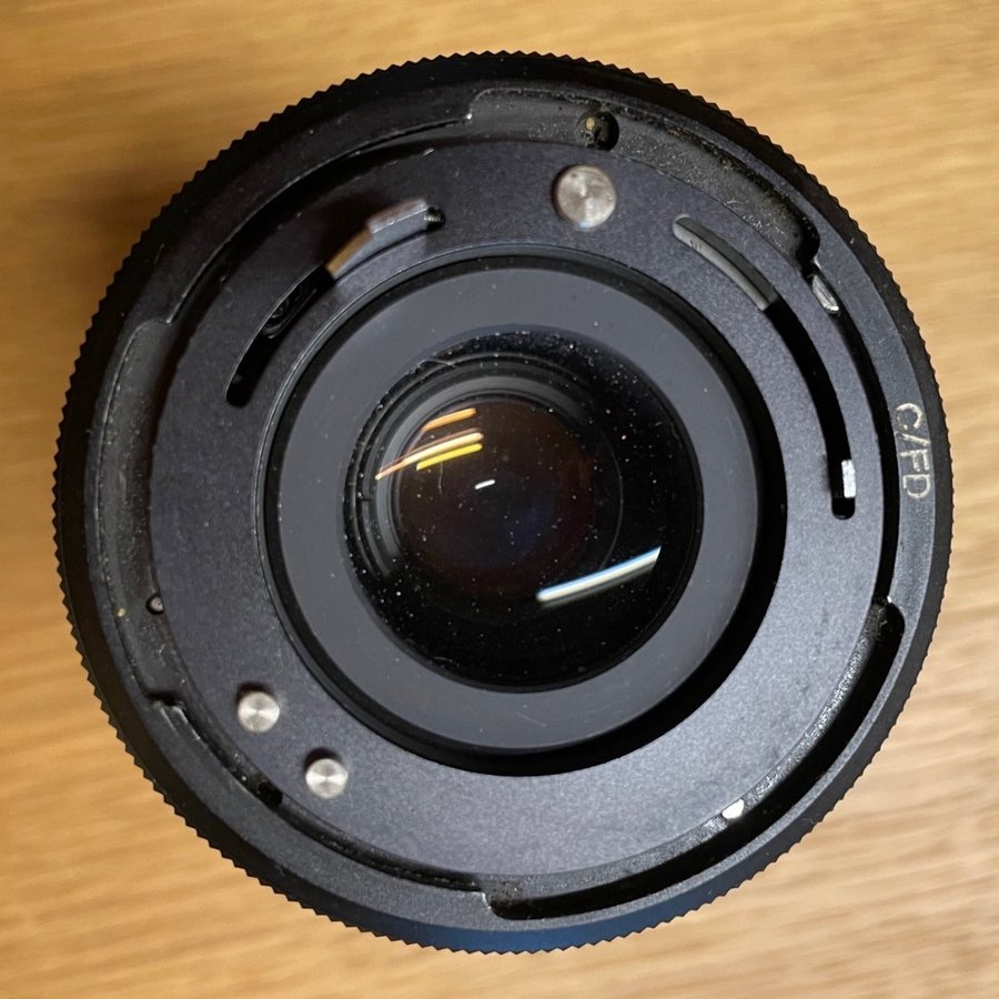 Tokina RMC 28-85 mm 1:4 Canon FD