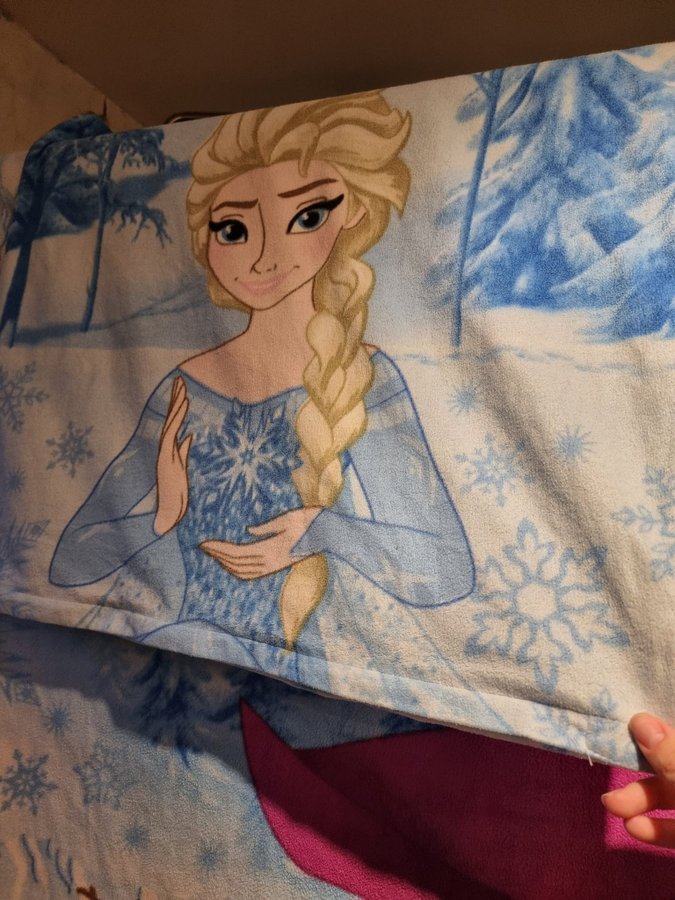 Påslakanset med Frozen motiv