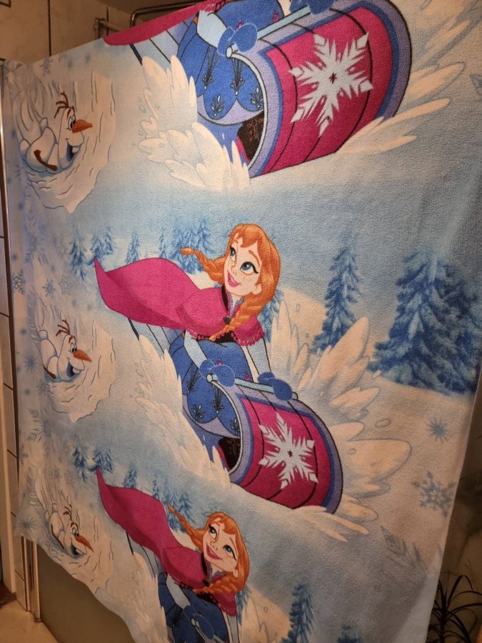 Påslakanset med Frozen motiv