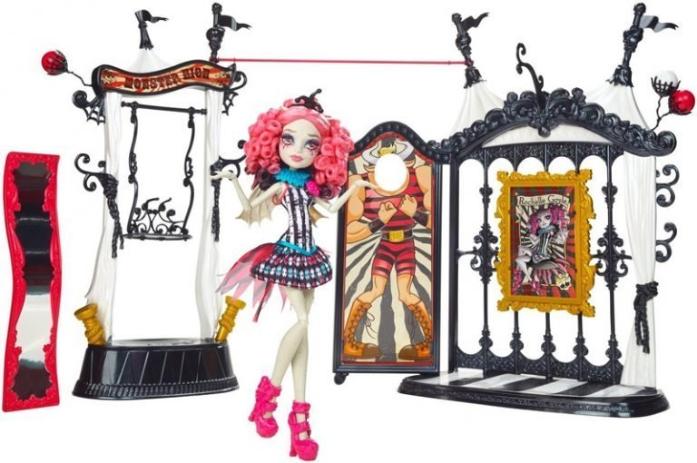 Monster High Rochelle Pic Freak du Chic Scaregrounds Circus Med Docka