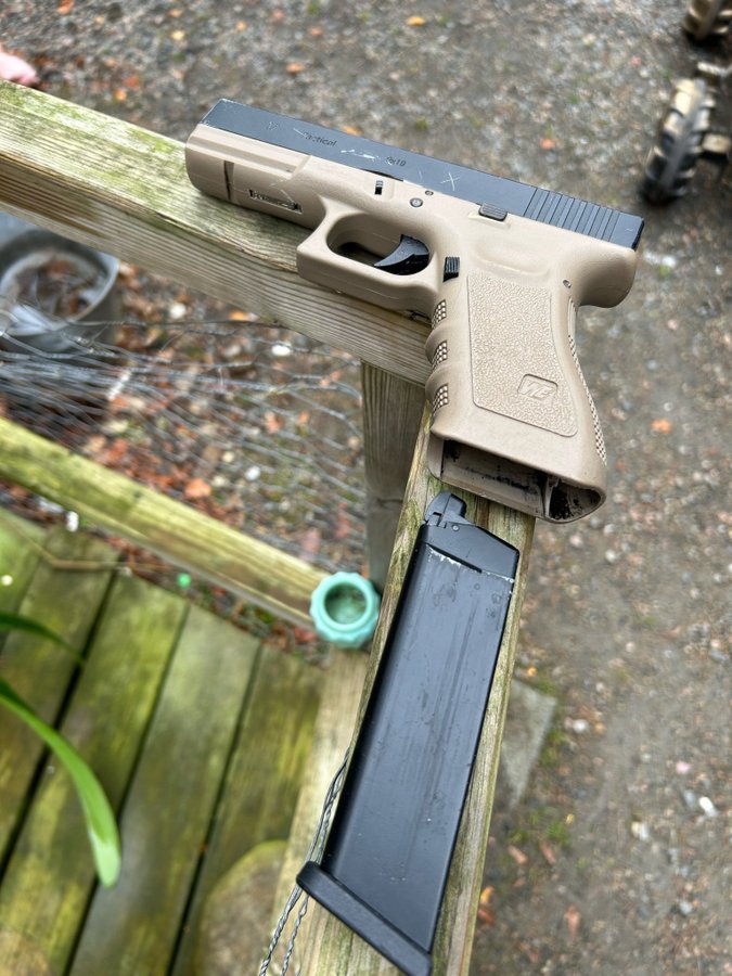 Glock 17 airsoft