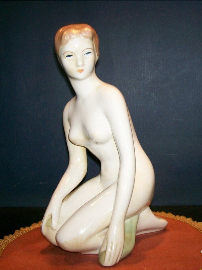 Hungary Porcelain Figurine of a Woman AQVINCUM nude girl porcelain 23 CM