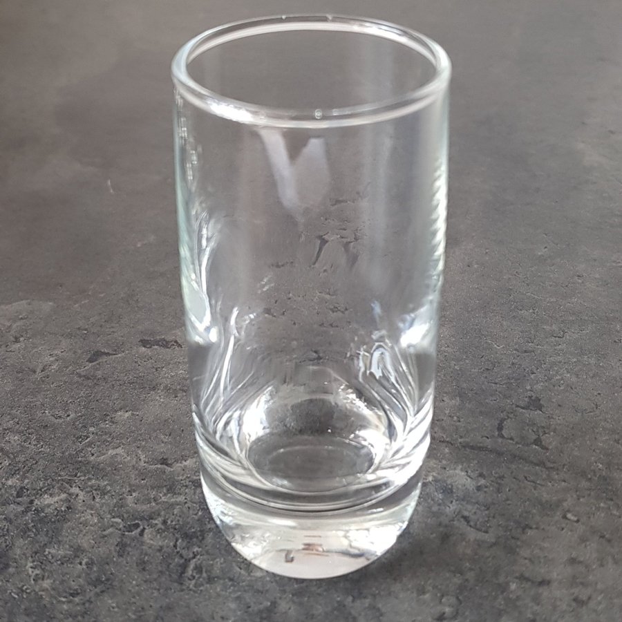 Shotglas/ Tequila, 6 st,9 cm höga,4 cm i Ø.