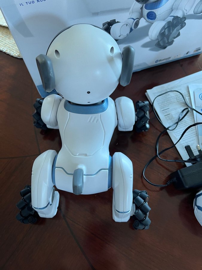 Wowwee Chip Interactive puppy The smart and lovable robot dog