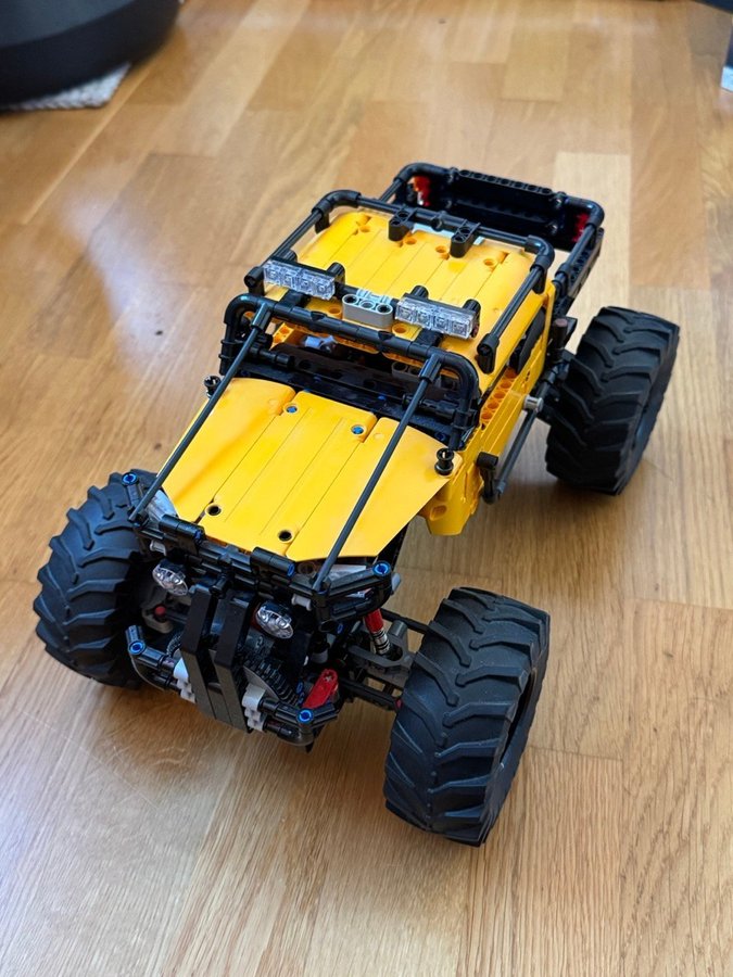 LEGO Technic 42099 4x4 X-treme Off-Roader