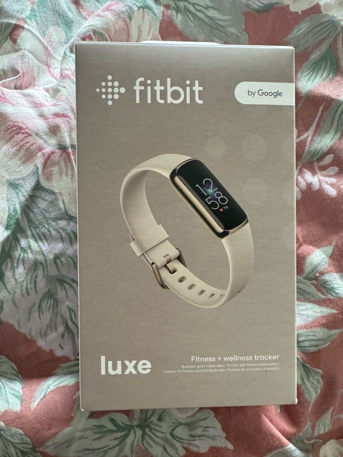 Fitbit Luxe