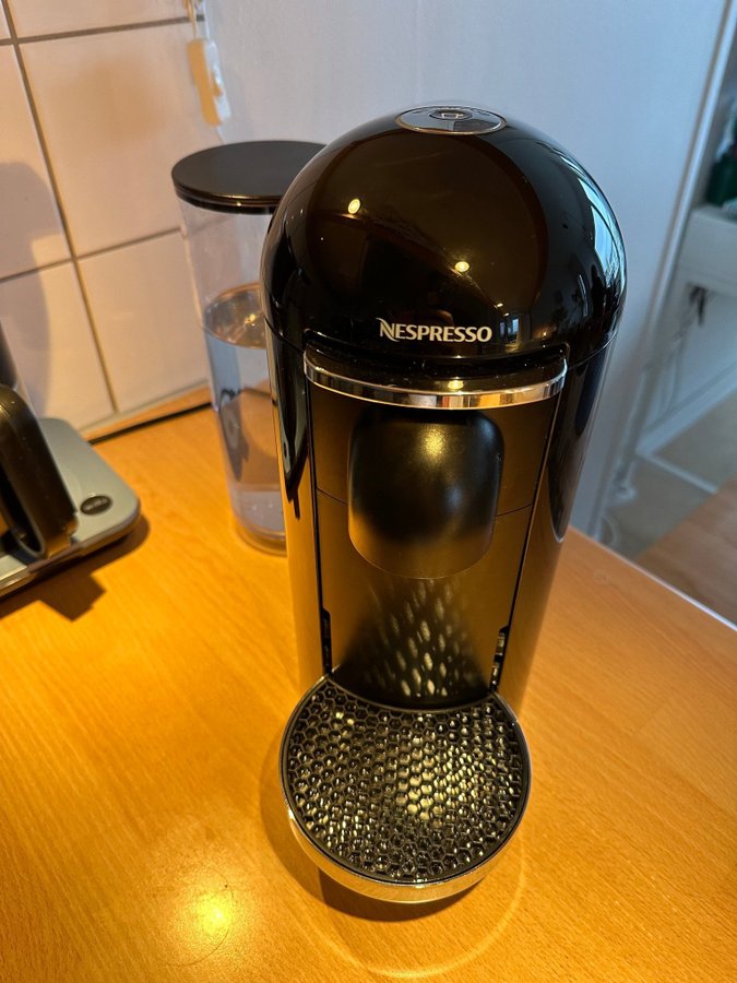 Nespresso Vertuo Deluxe kaffemaskin