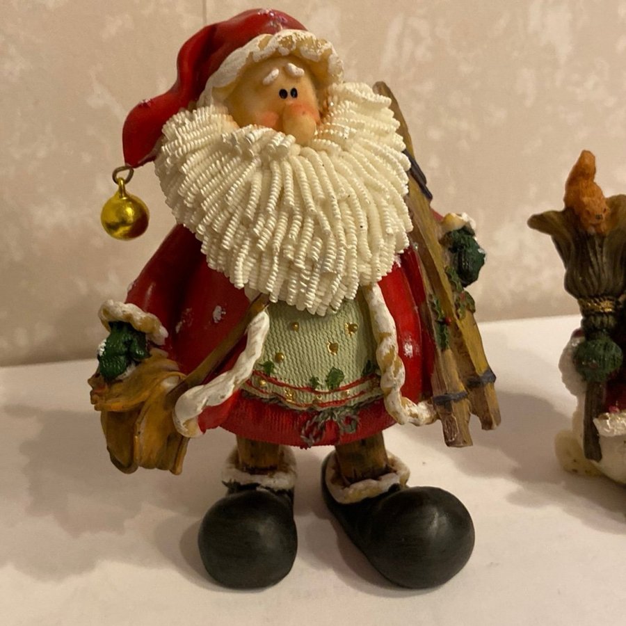 Julfigurer Tomte och Snögubbe