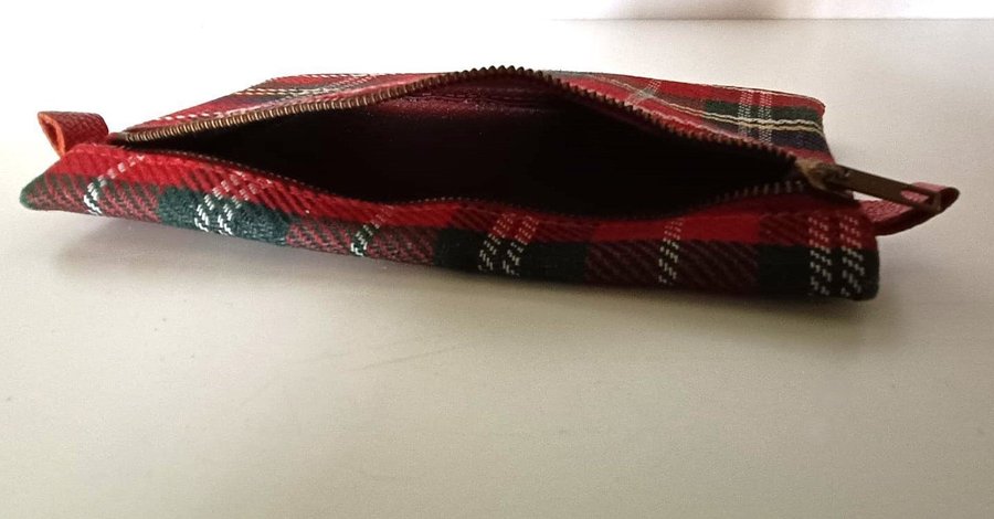 Tartan Pläd franspåse (Tartan Plaid Fringe Pouch)