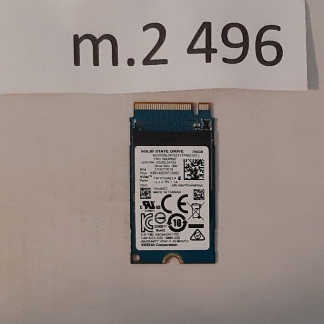 SSD  m2  256GB  NVMe  PCIe  formfaktor 2240  märke : TOSHIBA