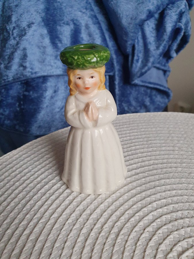 Jul advent Så söt Lucia med ljus i håret. Goebel från Fyrklövern Retro