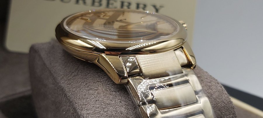 Burberry herenhorloge Goud