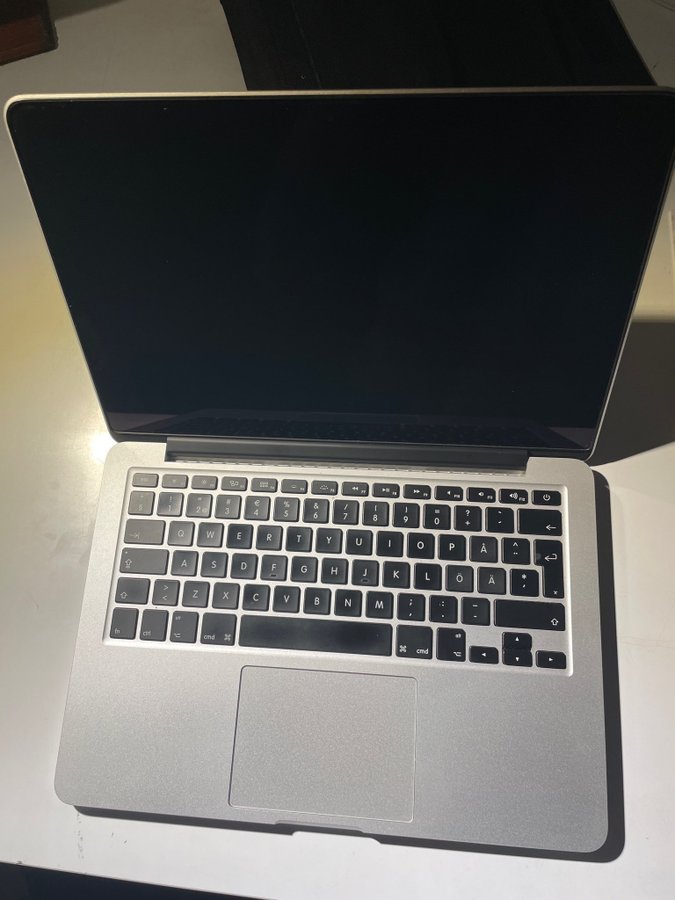 MacBook Pro 13” 2015, utan batteri  SSD