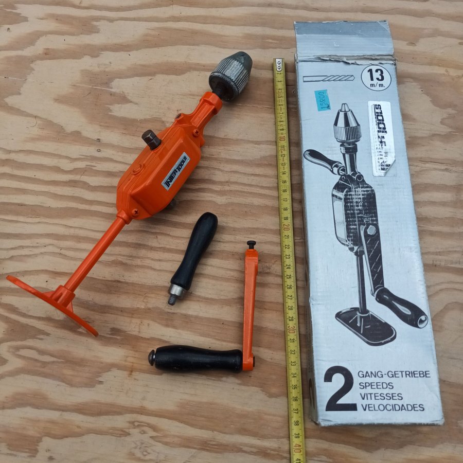 Handdrillsats Intertools 13 mm, 2-växlad i originalförpackning