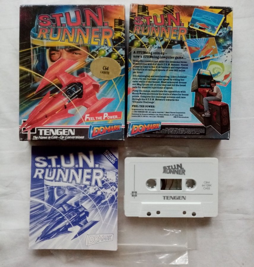 STUN Runner (Domark - Tengen) - Commodore 64 / C64 Spel